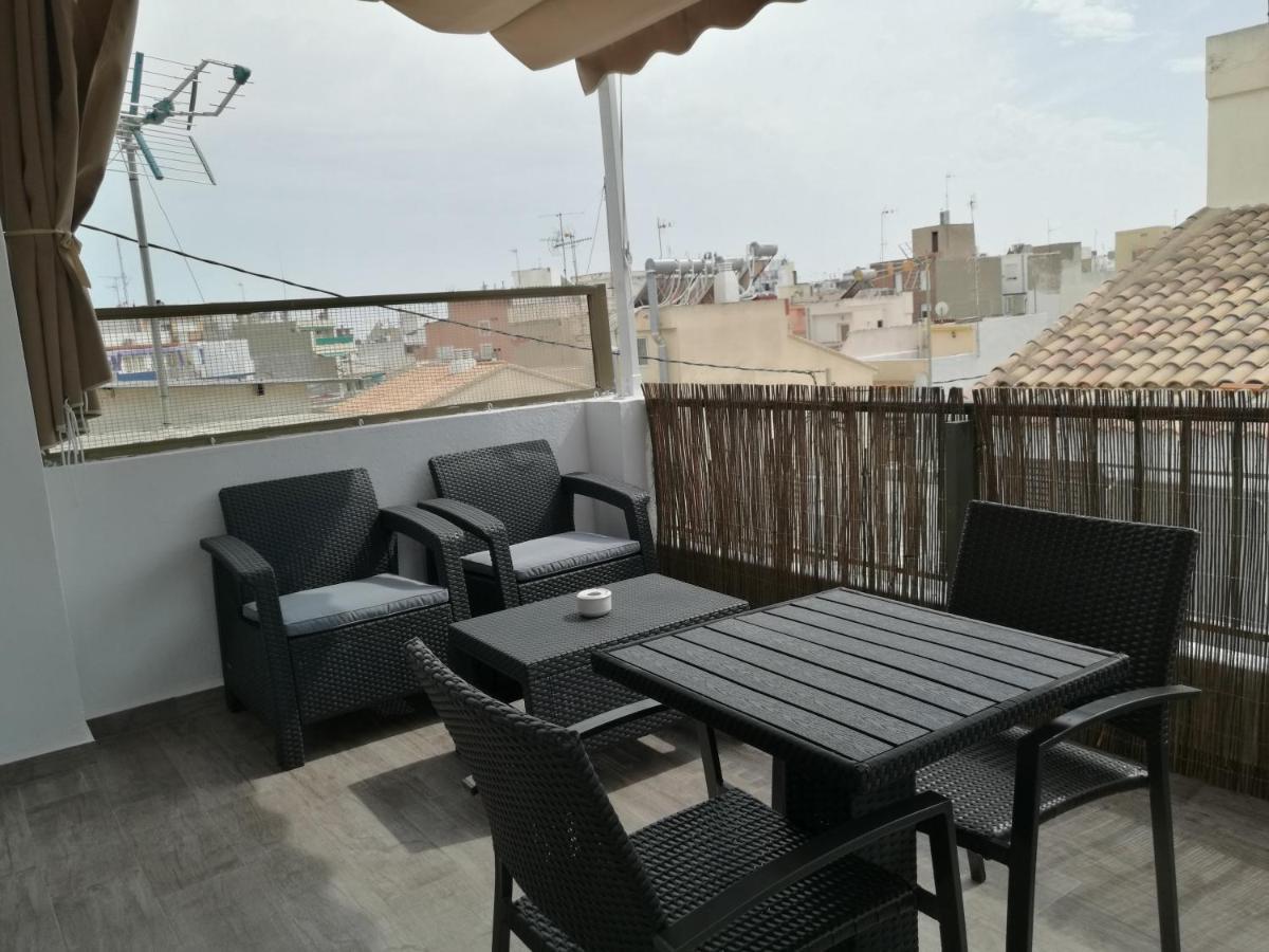 Estudio-Atico En Casco Antiguo Benidorm Exterior foto